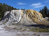 Yellowstone Mammoth Hotsprings (76).JPG